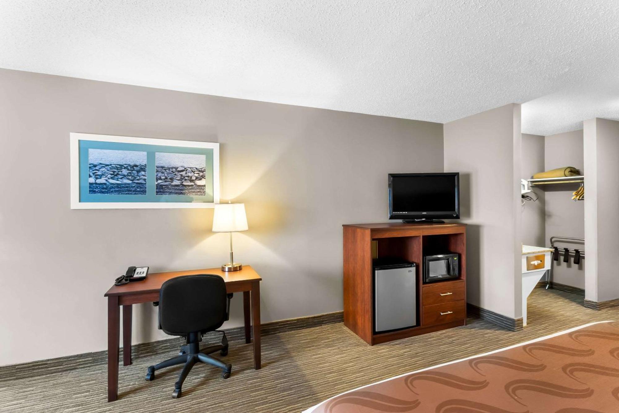 Quality Inn & Suites Горем Экстерьер фото