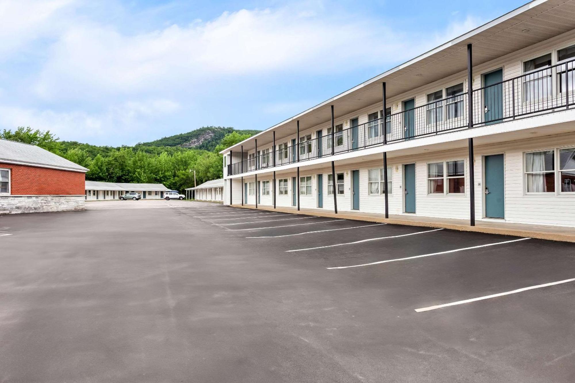 Quality Inn & Suites Горем Экстерьер фото